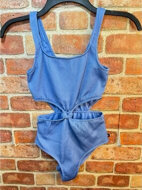 Abercrombie kids Ribbed Knot Cutout One-Piece Swimsuit Periwinkle Blue sz 11/12
